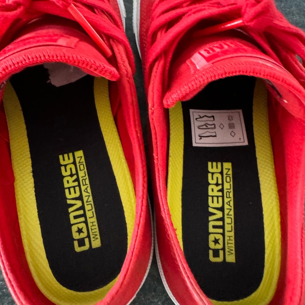 Converse All Star Size 8 - image 3